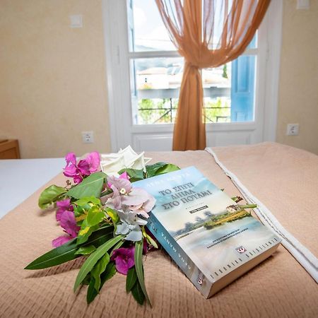 Hotel Argo Galaxidi ภายนอก รูปภาพ