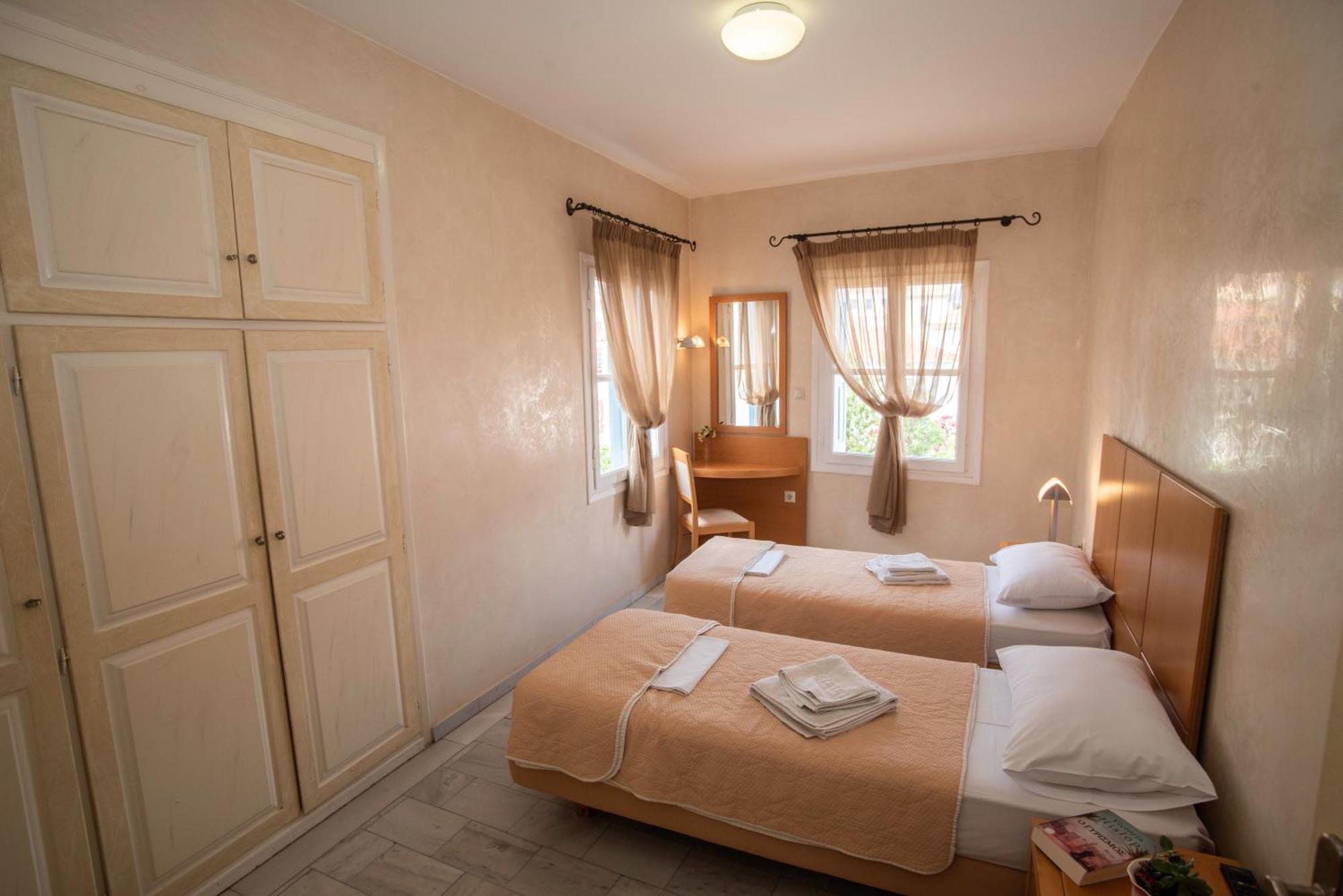 Hotel Argo Galaxidi ภายนอก รูปภาพ